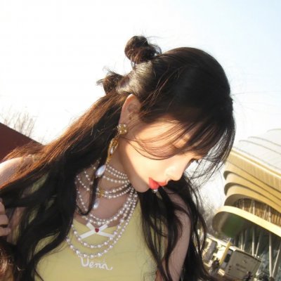 漫天烽火一美人